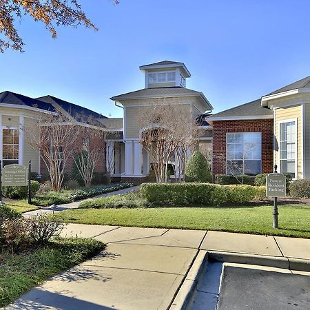 ダーラムOakwood Living Raleigh At Brier Creekアパートメント エクステリア 写真